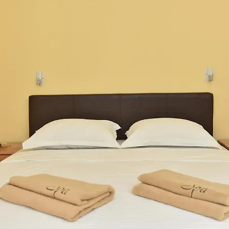 Alfa Hotel 3*
